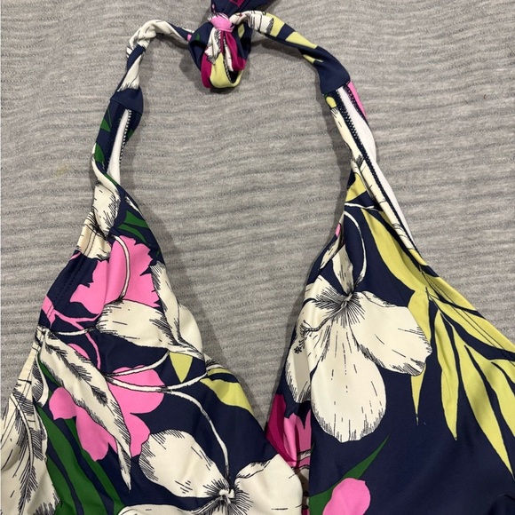 Floral Halter One-Piece Swimsuit - Picture 5 of 12